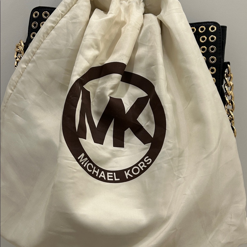 Michael Kors (NWOT) Hamilton Grommet Tote - Picture 16 of 16